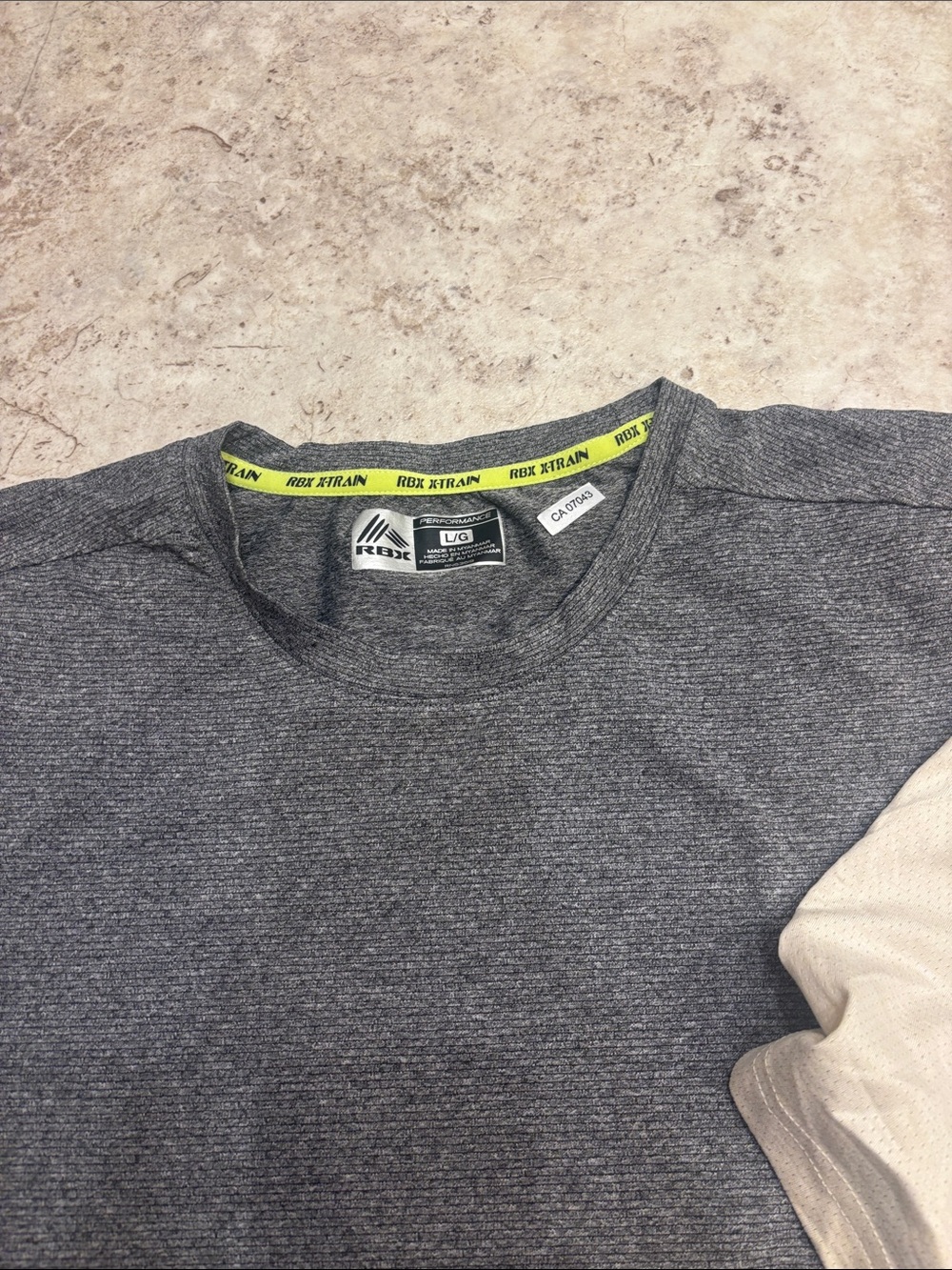 Men’s Workout Shirt Lot - Picture 3 of 8